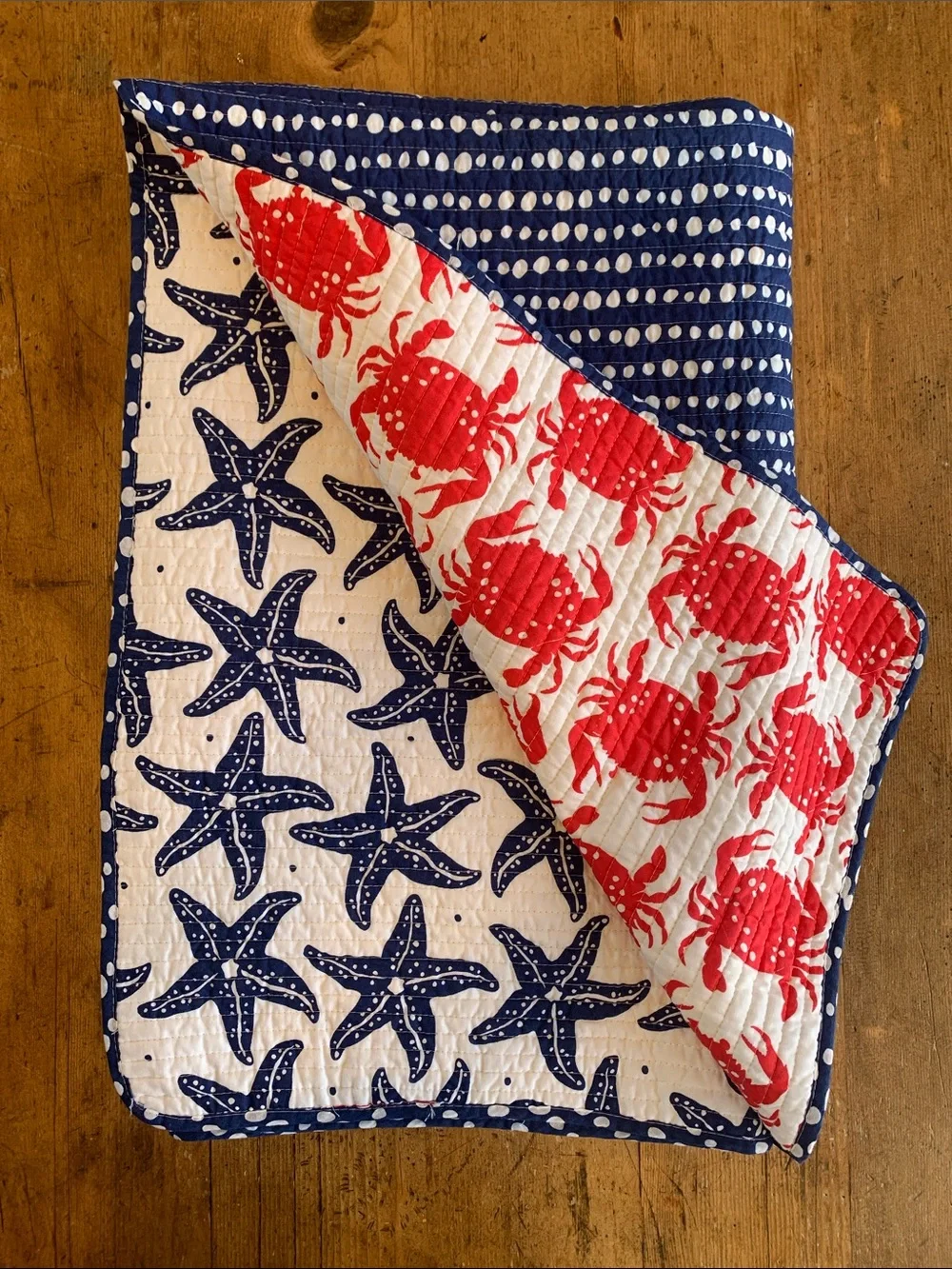 Cotton Red & Navy Starfish & Crab Quilted Throw Blanket